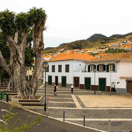 Villa Casas Do Largo Dos Milagres à Machico  Extérieur photo